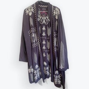 Johnny Was Grey Embroidered Jersey Kimono 2X (STITCHING LOOSE) VIEW PHOTOS